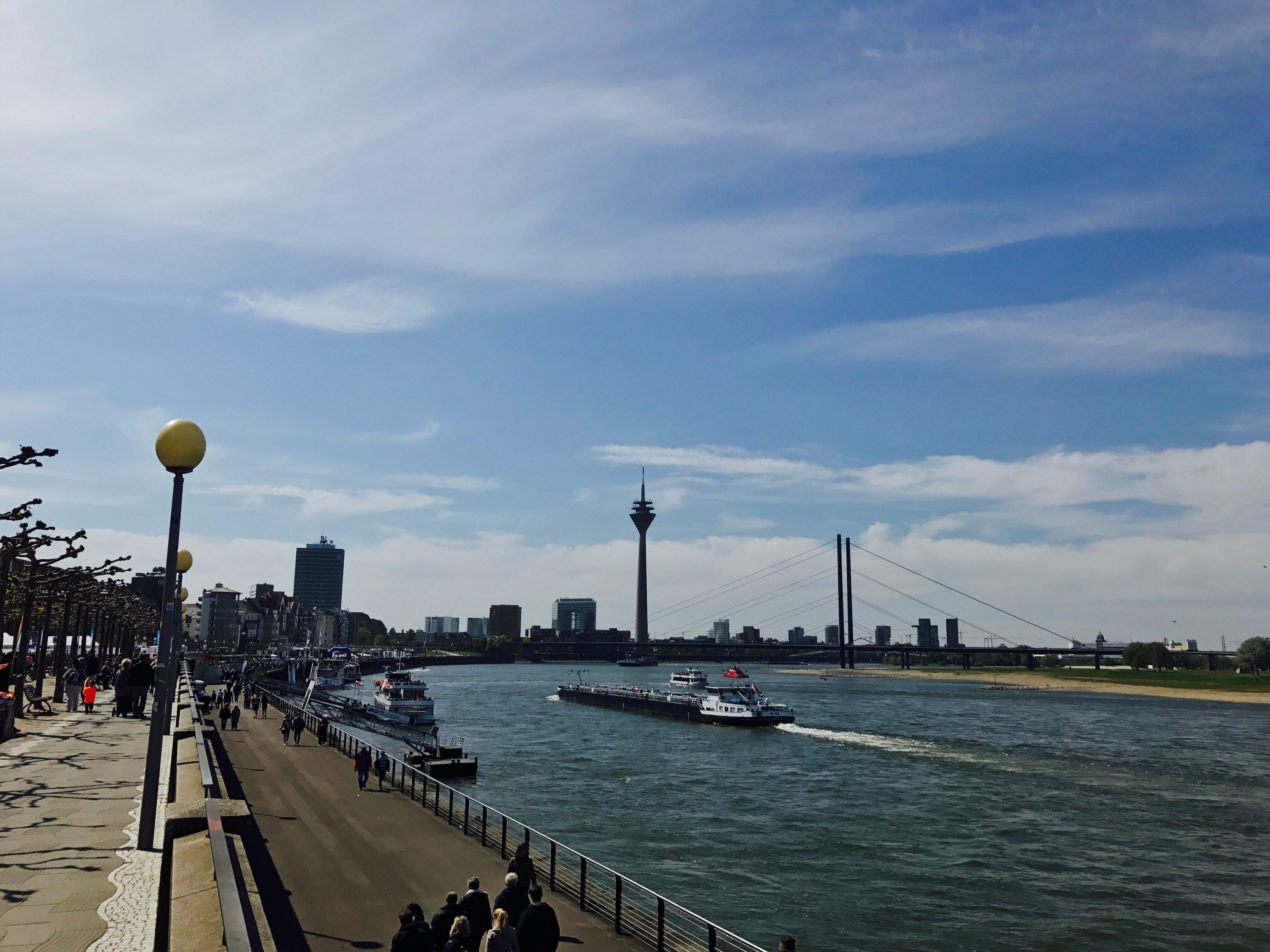 Holiday Inn Duesseldorf Hafen, An Ihg Hotel Bagian luar foto